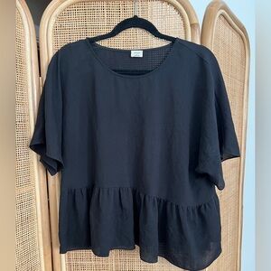 Wilfred Aritzia silky ruffle bottom top